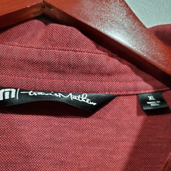 Travis Mathew Polo Shirt Mens XL Burgundy Red Chambray Golf Casual Short Sleeve - Picture 8 of 13